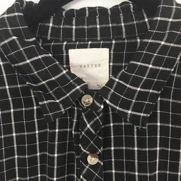 Harper Black & White Checkered Long-sleeve Buttondown Rayon Top - Picture 3 of 3